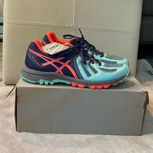 ASICS Gel FujiAttack 5 - 8 1/2